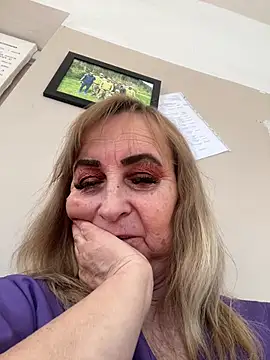 Irina2909xh online show from 02/02/26, 11:53