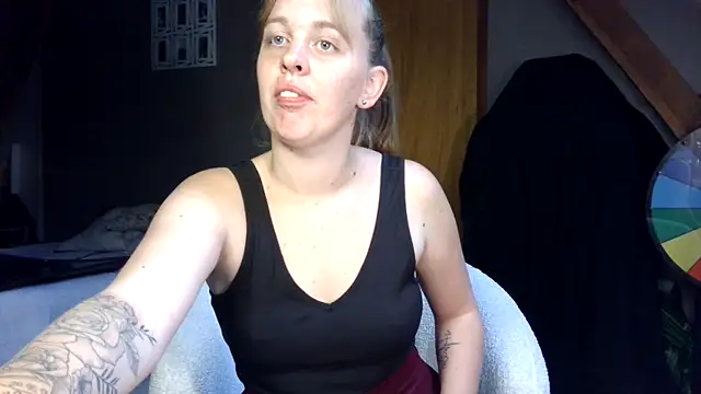 MissGirly online show from 09/23/25, 12:08
