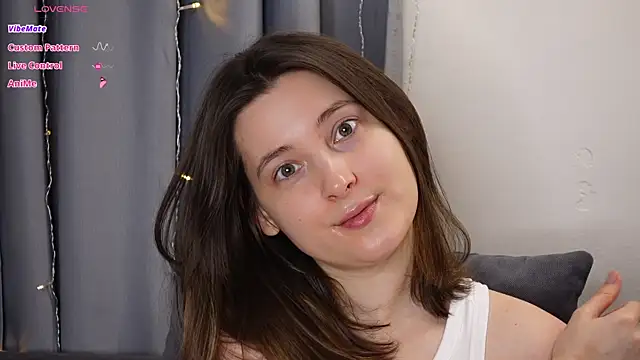 BeckyMartens online show from 10/03/25, 02:41