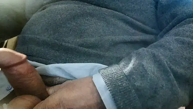 Snapshot of curcuro chatting on 03/18/25, 04:37 curcuro online show from 03/18/25, 04:37