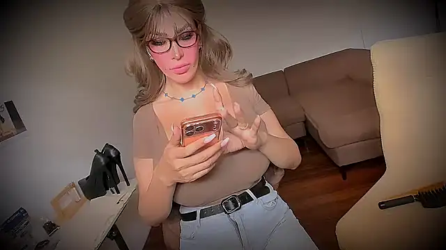 GiftedGirl4u online show from 07/11/26, 01:08
