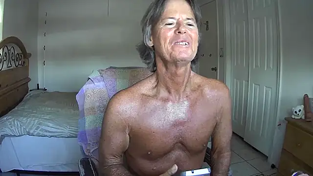 Snapshot of nakeedcowboi65 chatting on 07/17/26, 12:56 nakeedcowboi65 online show from 07/17/26, 12:56