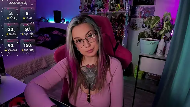 ChloeKohaku online show from 02/17/25, 07:04