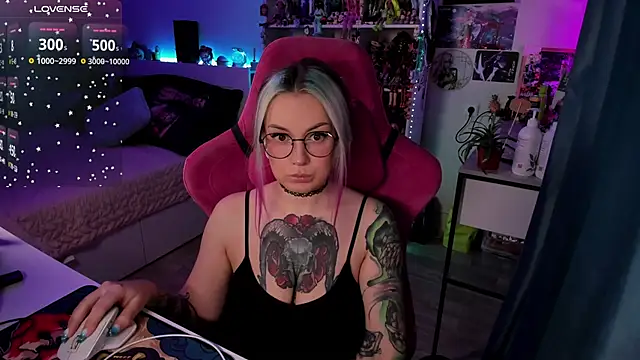 ChloeKohaku online show from 02/20/25, 03:12