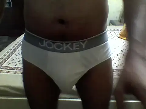 Snapshot of secretoxoxo chatting on 11/08/25, 04:56 secretoxoxo online show from 11/08/25, 04:56