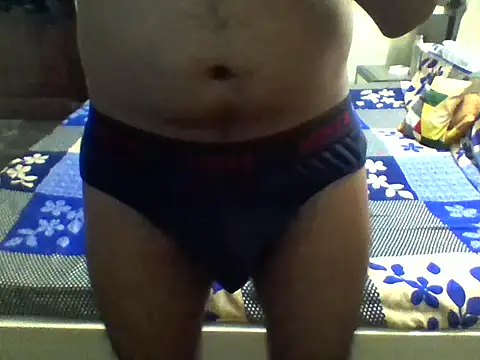 Snapshot of secretoxoxo chatting on 11/26/25, 12:39 secretoxoxo online show from 11/26/25, 12:39