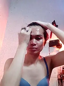 QueenSoreal online show from 02/24/25, 04:58