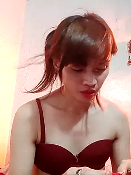 QueenSoreal online show from 03/07/25, 07:49