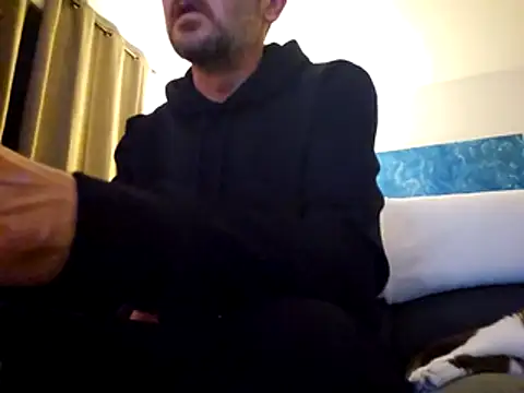 verylargecock online show from 11/12/25, 01:50