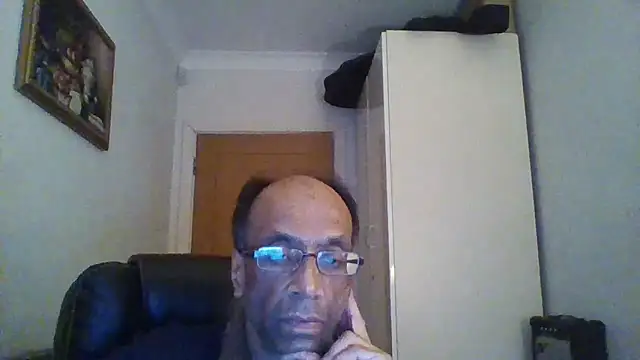 rauncher1 online show from 09/28/25, 10:48