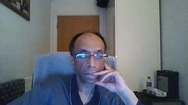 rauncher1 online show from 09/30/25, 11:21