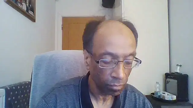 Snapshot of rauncher1 chatting on 11/07/25, 12:49 rauncher1 online show from 11/07/25, 12:49