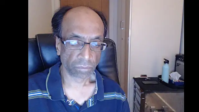Snapshot of rauncher1 chatting on 06/17/26, 09:05 rauncher1 online show from 06/17/26, 09:05
