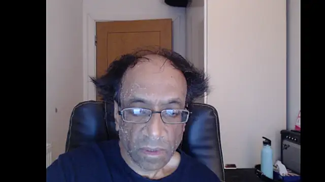 Snapshot of rauncher1 chatting on 06/22/26, 08:22 rauncher1 online show from 06/22/26, 08:22