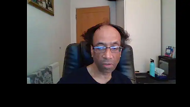 Snapshot of rauncher1 chatting on 06/28/26, 09:15 rauncher1 online show from 06/28/26, 09:15