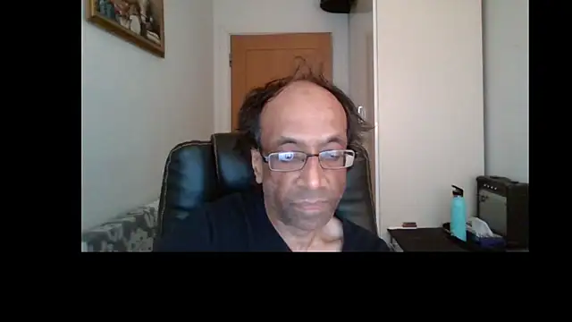 Snapshot of rauncher1 chatting on 07/08/26, 10:20 rauncher1 online show from 07/08/26, 10:20
