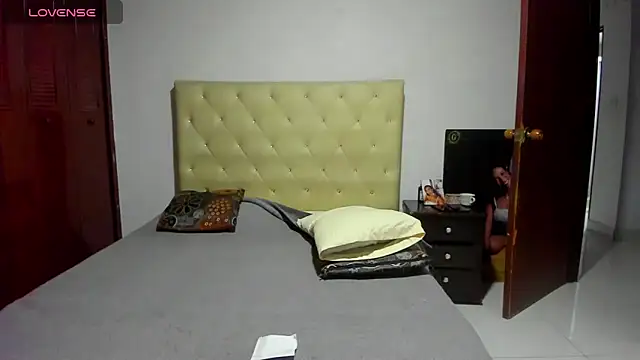 Snapshot of LUISSA_ chatting on 07/02/26, 11:16 LUISSA online show from 07/02/26, 11:16