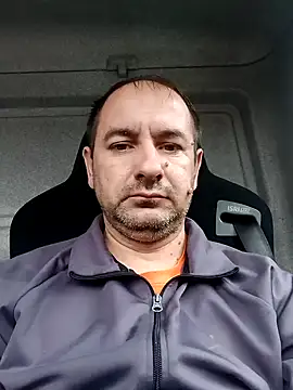 Snapshot of Venelin_ruse chatting on 12/04/24, 12:25 Venelin ruse online show from 12/04/24, 12:25