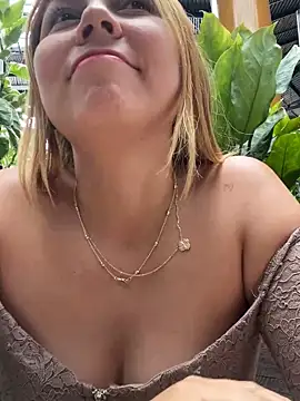 Brittanyrosexx online show from 05/14/26, 04:25