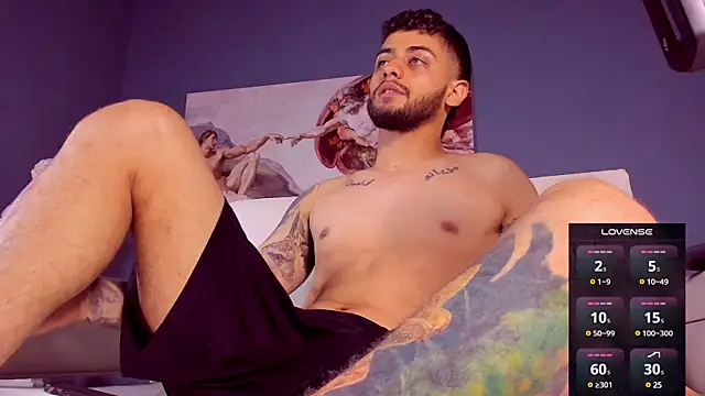 Snapshot of alessandro_duty chatting on 01/02/25, 12:02 alessandro duty online show from 01/02/25, 12:02