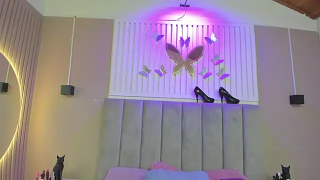 chantall1375 online show from 05/01/26, 03:44