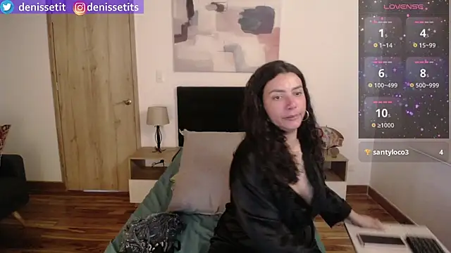 Snapshot of DenisseTits chatting on 02/02/25, 04:54 DenisseTits online show from 02/02/25, 04:54