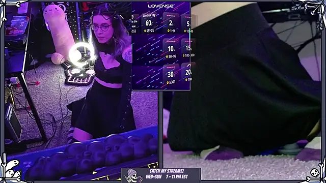 AnneSao online show from 12/01/25, 12:15