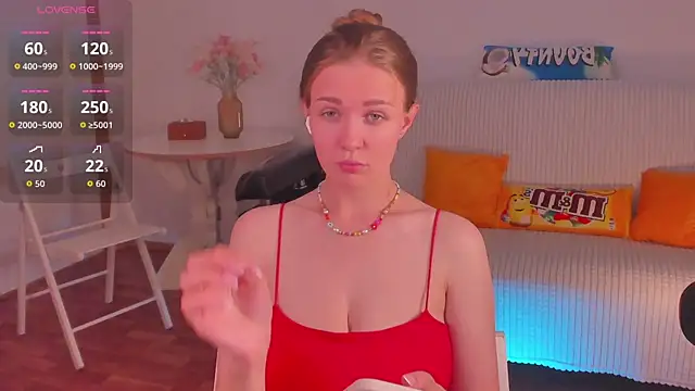 SweetMilkis online show from 07/31/26, 11:53