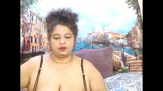 indianstar75 online show from 10/17/25, 05:59