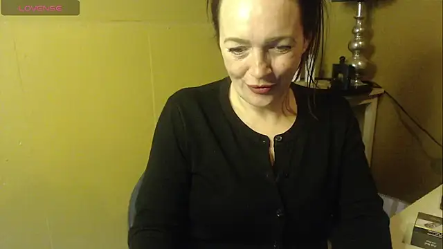 cloe85nl online show from 03/17/26, 12:52