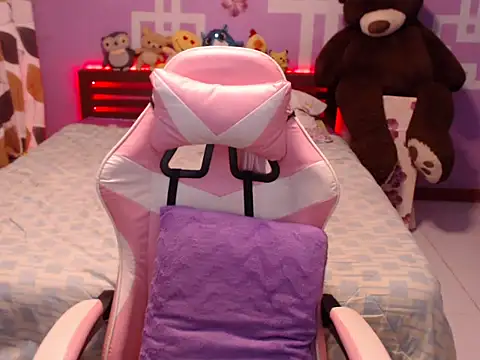 Snapshot of Sweety_Aria chatting on 01/13/25, 06:27 Sweety Aria online show from 01/13/25, 06:27