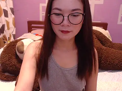 Snapshot of Sweety_Aria chatting on 03/04/25, 04:17 Sweety Aria online show from 03/04/25, 04:17