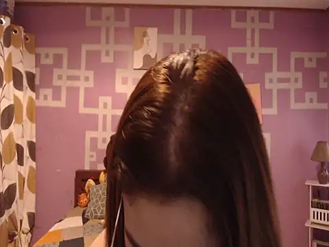 Snapshot of Sweety_Aria chatting on 09/15/25, 06:46 Sweety Aria online show from 09/15/25, 06:46