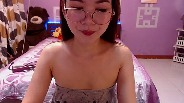 Snapshot of Sweety_Aria chatting on 10/20/25, 05:08 Sweety Aria online show from 10/20/25, 05:08