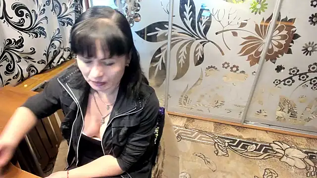 Snapshot of EVILENSA chatting on 03/05/26, 02:13 EVILENSA online show from 03/05/26, 02:13