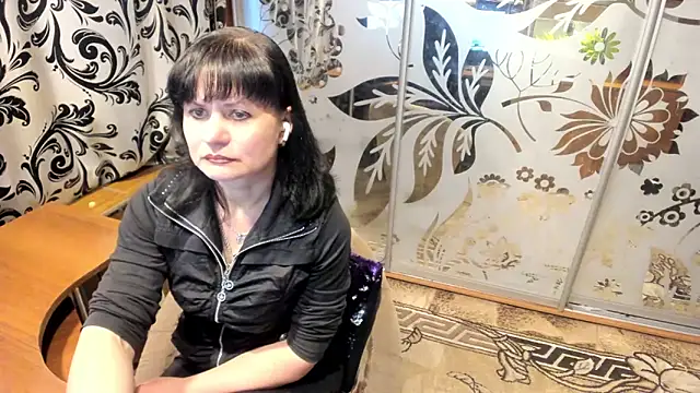 Snapshot of EVILENSA chatting on 03/06/26, 02:02 EVILENSA online show from 03/06/26, 02:02