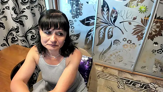 Snapshot of EVILENSA chatting on 06/07/26, 01:15 EVILENSA online show from 06/07/26, 01:15