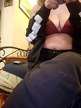 Snapshot of Cutegirlforyou chatting on 03/01/25, 08:45 Cutegirlforyou online show from 03/01/25, 08:45