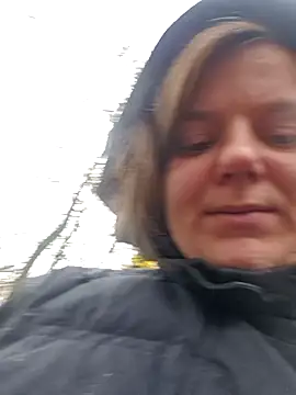 Cutegirlforyou online show from 11/27/25, 12:07