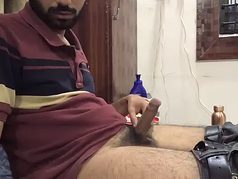 Snapshot of brownie_cake_cb chatting on 11/29/25, 01:03 brownie cake cb online show from 11/29/25, 01:03