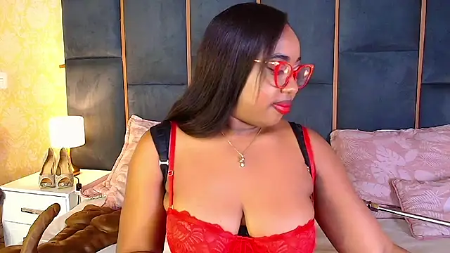 CaseyMoon online show from 11/01/25, 12:51