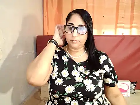 Snapshot of Indiankushy chatting on 02/03/26, 04:23 Indiankushy online show from 02/03/26, 04:23