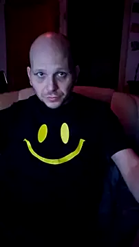 Snapshot of hardcap chatting on 02/18/25, 11:19 hardcap online show from 02/18/25, 11:19