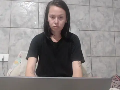 Venusluxodomme online show from 12/04/25, 03:27