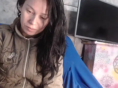 Venusluxodomme online show from 07/21/26, 04:04