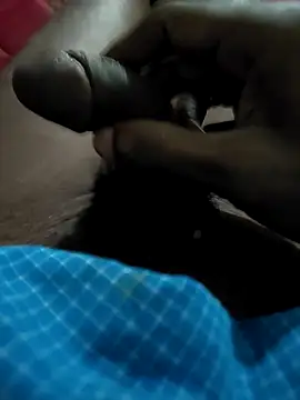 Snapshot of rocksred1 chatting on 02/03/26, 06:02 rocksred1 online show from 02/03/26, 06:02