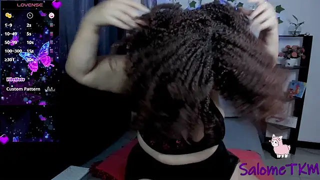 Snapshot of salometkm chatting on 03/06/26, 02:02 salometkm online show from 03/06/26, 02:02