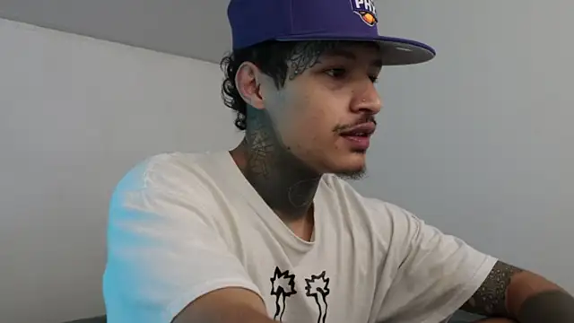 trieone online show from 01/01/25, 05:54