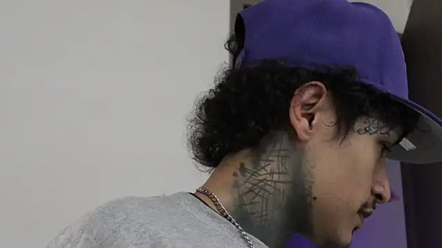 trieone online show from 11/20/25, 03:50