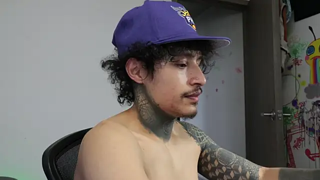 trieone online show from 04/03/26, 11:58